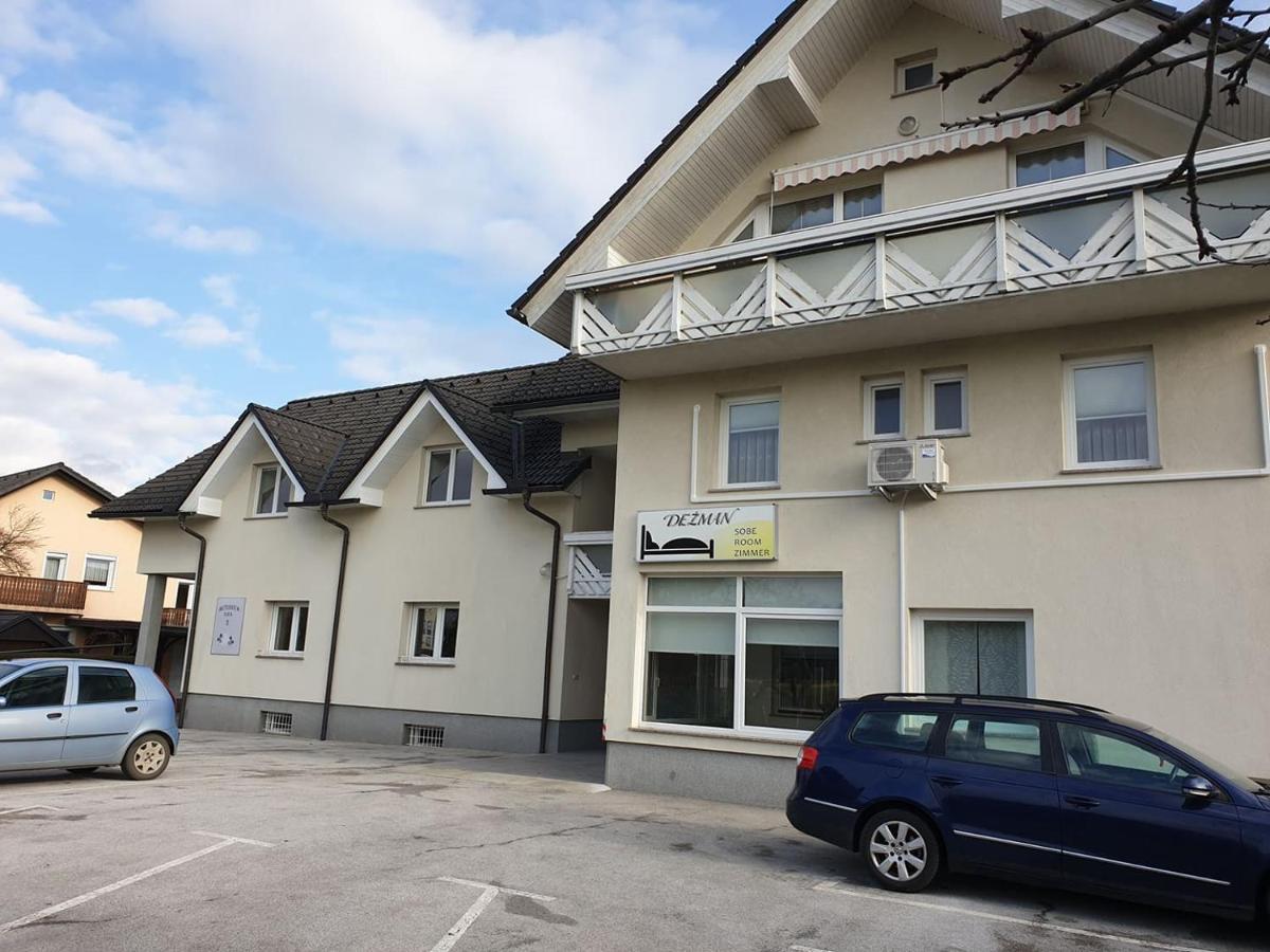 Dezman Apartments & Rooms Kranj Exteriér fotografie